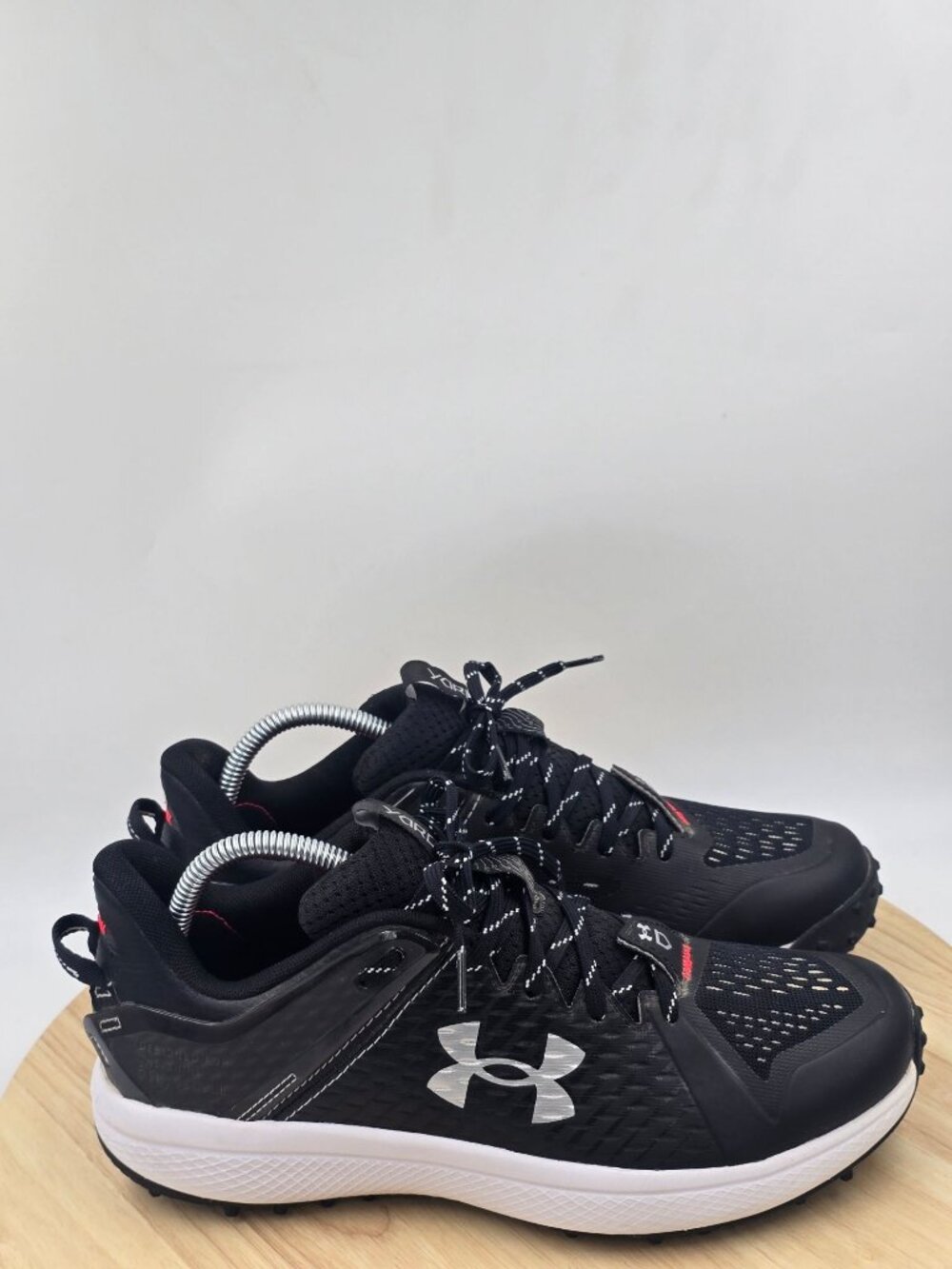 Under Armour Yard Turf Men’s Black/White 3025593-001 Baseball Turf Shoes sz 8.5
